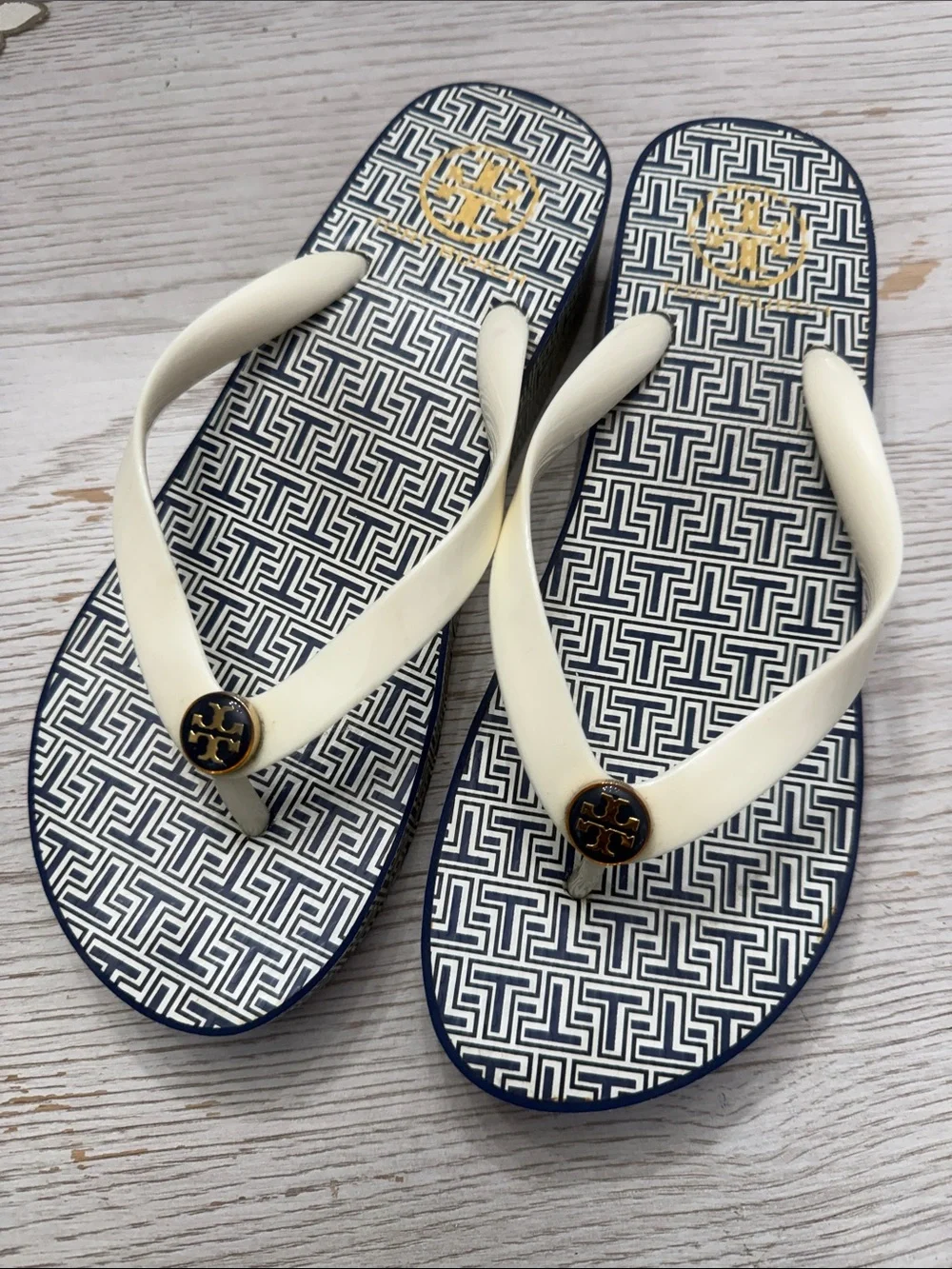 TORY BURCH THANDIE RUBBER WEDGE FLIP FLOP size 8